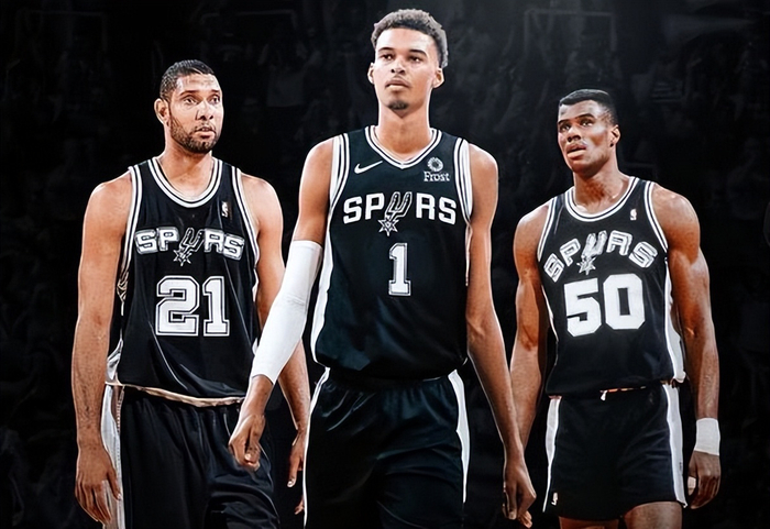 罗体：国米右路缺稳定替补，路易斯-恩里克尚未达到预期表现（罗体：国米右路缺少可靠轮换人选，路易斯-恩里克表现不及预期）