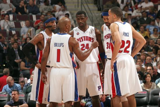 鹈鹕记者：卢尼的到期合同很有价值，萨迪克·贝将被多队有意（鹈鹕记者：卢尼到期合同价值不菲，萨迪克-贝或成多队争抢目标）