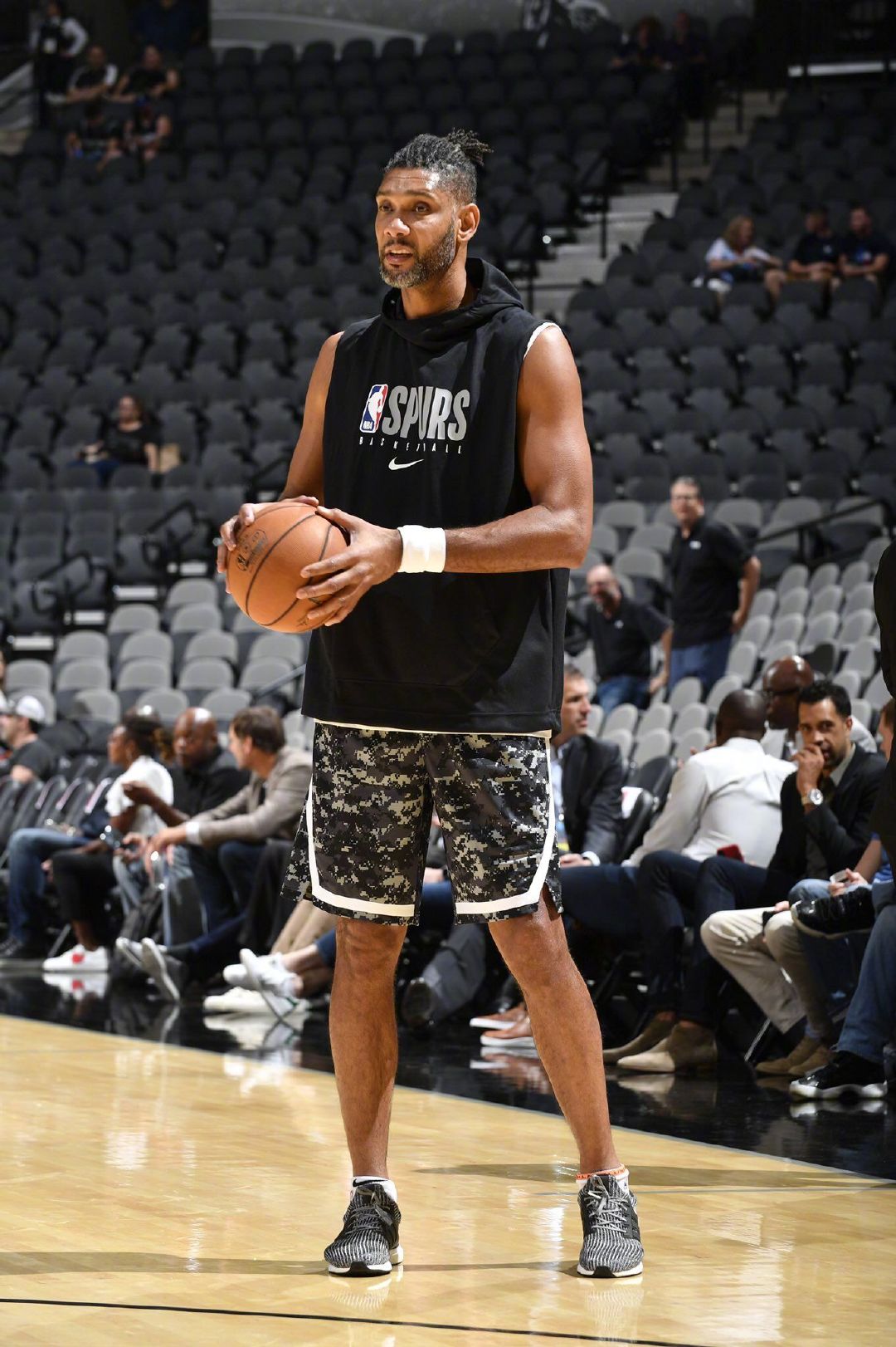 官方：切尔西后卫马马杜-萨尔租借回归斯特拉斯堡（切尔西官宣：马马杜-萨尔以租借形式重返斯特拉斯堡）