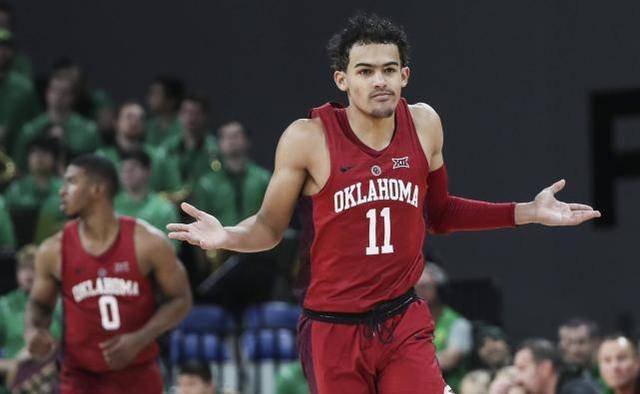 詹姆斯晒与布朗尼打高尔夫：与儿子共度美好时光如今尤为珍贵（詹姆斯分享与布朗尼同场挥杆：当下与儿子相伴格外珍贵）