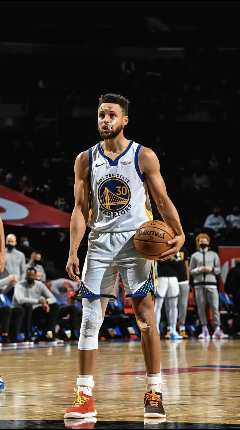 斯卢茨基：很高兴队员们能摆脱不好的情绪，展现出应有的精神（斯卢茨基：欣慰队员走出阴霾，展现应有的斗志）