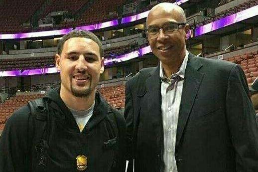 英超积分榜更新：曼城榜首压力加大,（英超最新积分榜：曼城领跑压力加剧）